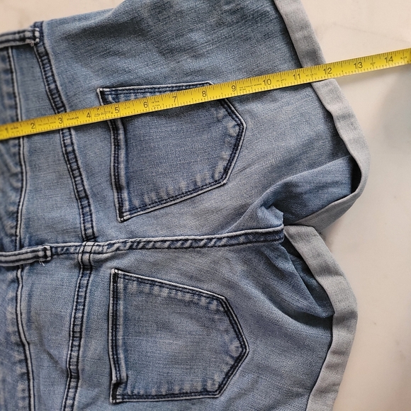 Universal Thread Light Blue Denim Shorts Size 25 - Picture 3 of 6